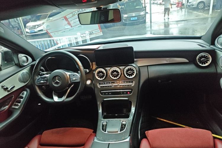 Used Mercedes-Benz C-Class 2019 C 260 Sport Edition Center Console