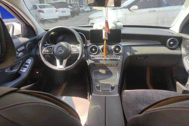 Used Mercedes-Benz C-Class 2019 Restyled C 260 L Sport Edition Center Console