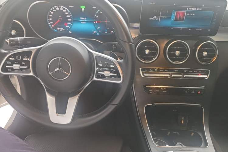 Used Mercedes-Benz C-Class 2019 Restyled C 260 L Sport Edition Center Console