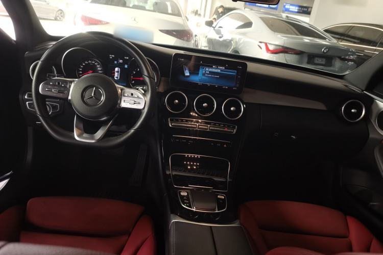 Used Mercedes-Benz C-Class 2019 C 260 Sport Edition Center Console