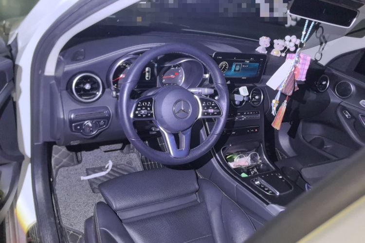 Used Mercedes-Benz C-Class 2019 C 180 L Fashion Edition Sport Version Center Console