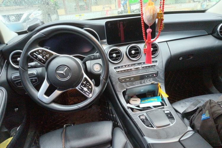 Used Mercedes-Benz C-Class 2019 Restyled C 260 L Sport Edition Center Console