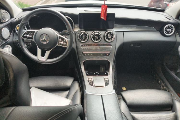 Used Mercedes-Benz C-Class 2019 Restyled C 260 L Sport Edition Center Console