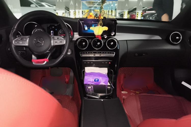 Used Mercedes-Benz C-Class 2019 C 260 Sport Edition Center Console
