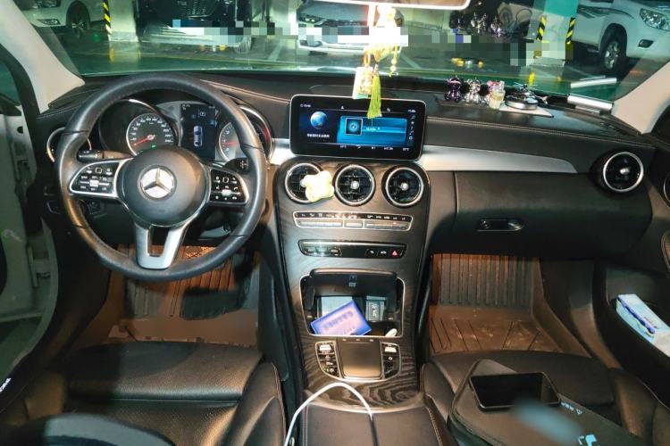 Used Mercedes-Benz C-Class 2019 C 260 L Sport Edition Center Console