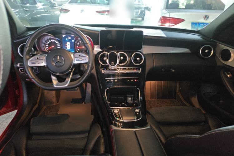 Used Mercedes-Benz C-Class 2019 C 260 Sport Edition Center Console