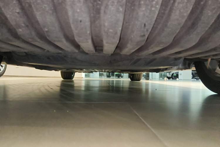 Used Mercedes-Benz C-Class 2019 Updated C 260 L Chassis Front