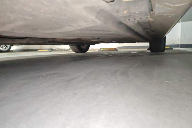Used Mercedes-Benz C-Class 2019 C 180 L Fashion Edition Sport Version Chassis Front Left