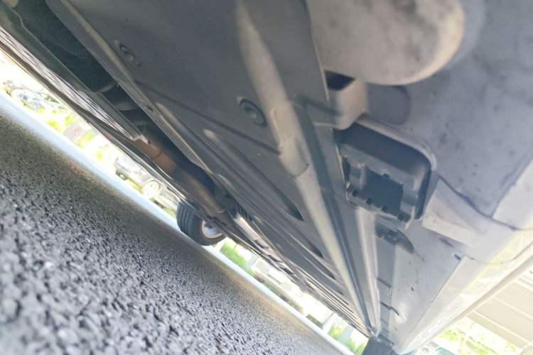 Used Mercedes-Benz C-Class 2019 C 260 L Sport Edition Chassis Front Left