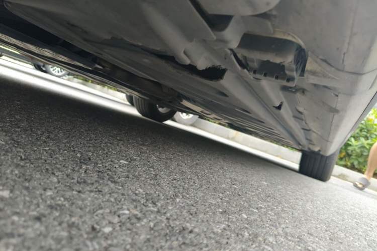 Used Mercedes-Benz C-Class 2019 C 260 Sport Edition Chassis Front Left