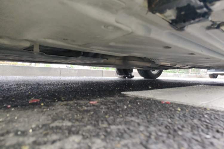 Used Mercedes-Benz C-Class 2019 C 180 L Dynamic Sports Edition Chassis Front Left