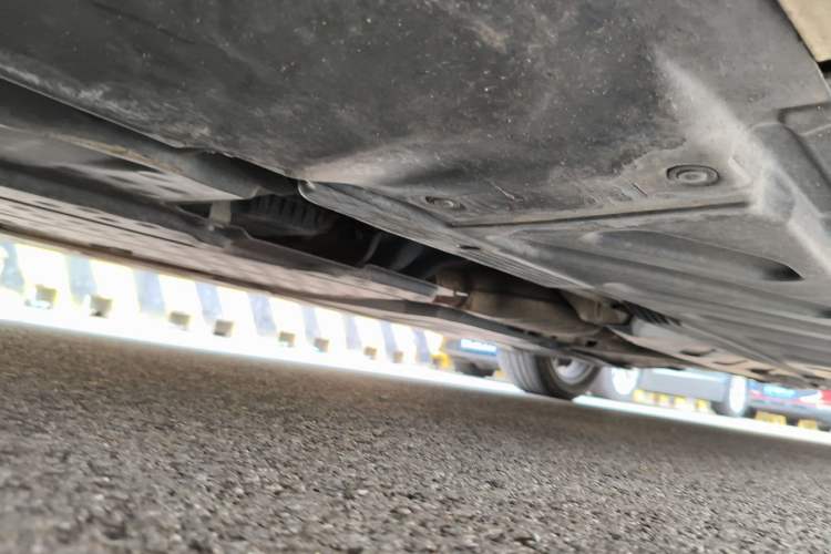Used Mercedes-Benz C-Class 2019 C 260 Sport Edition Chassis Front Left