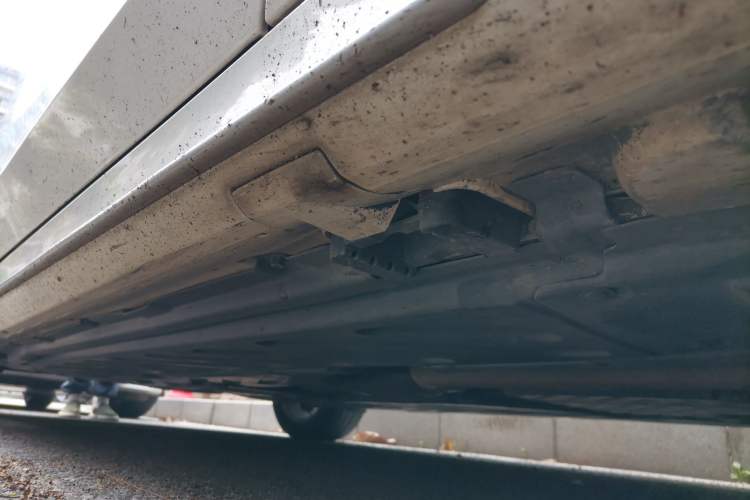 Used Mercedes-Benz C-Class 2019 C 260 L Sport Edition Chassis Front Right