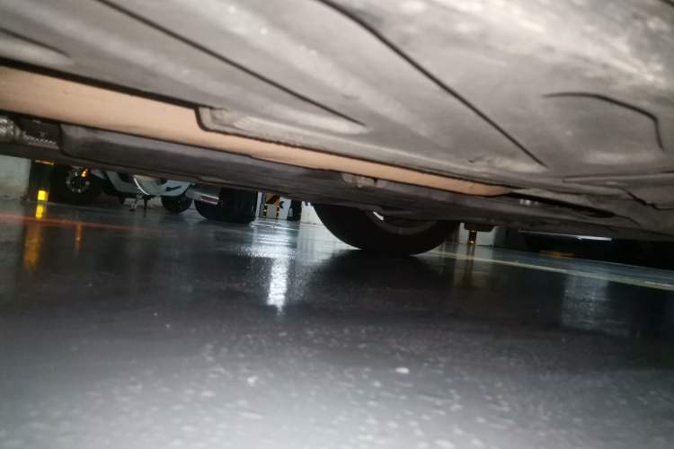 Used Mercedes-Benz C-Class 2019 C 260 L Sport Edition Chassis Front Right