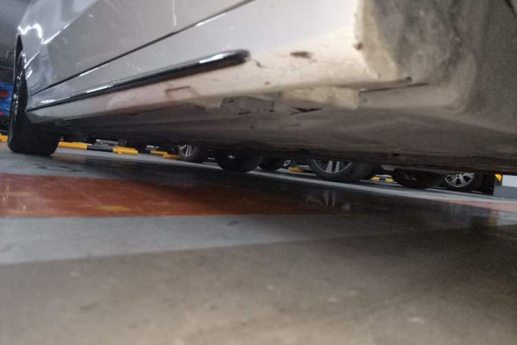Used Mercedes-Benz C-Class 2019 C 260 Sport Edition Chassis Front Right