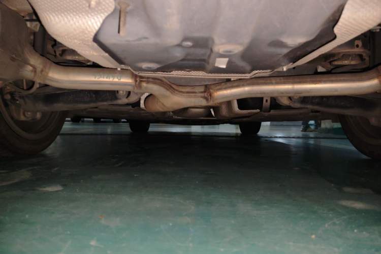 Used Mercedes-Benz C-Class 2019 C 260 L 4MATIC Chassis Rear