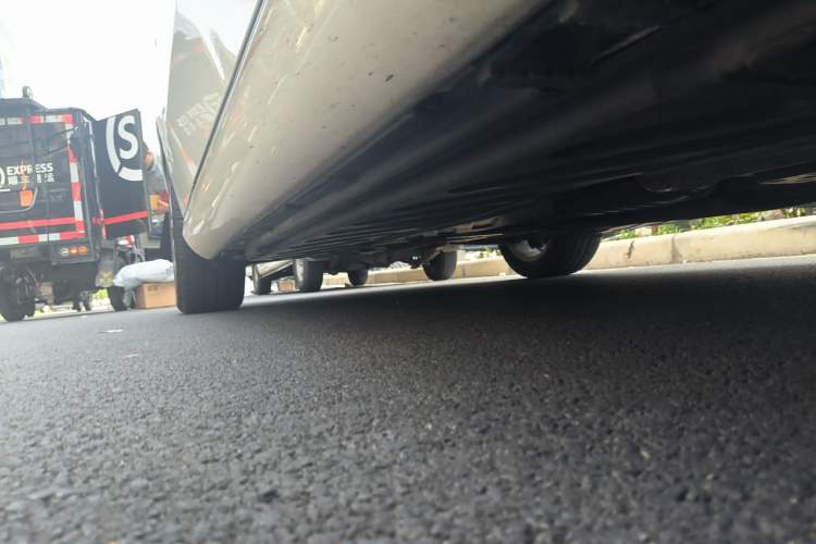Used Mercedes-Benz C-Class 2019 Updated C 260 L Chassis Rear Left