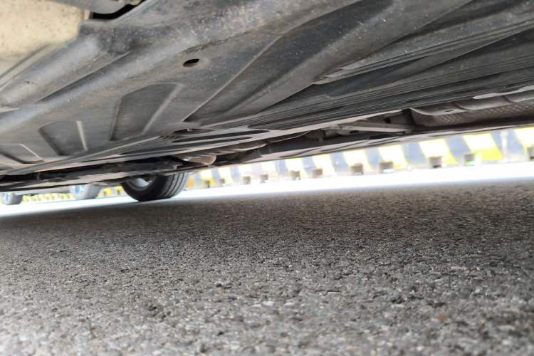 Used Mercedes-Benz C-Class 2019 C 260 Sport Edition Chassis Rear Left