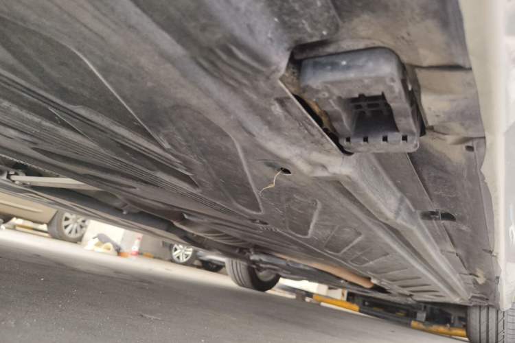 Used Mercedes-Benz C-Class 2019 C 260 L Sport Edition Chassis Rear Right