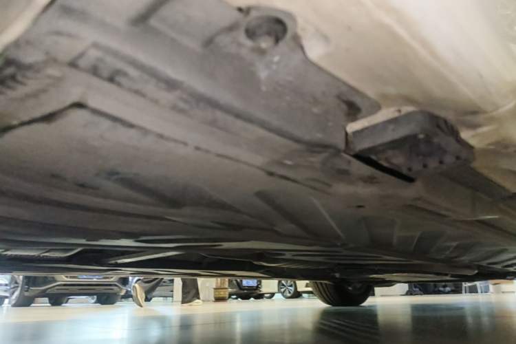 Used Mercedes-Benz C-Class 2019 Updated C 260 L Chassis Rear Right