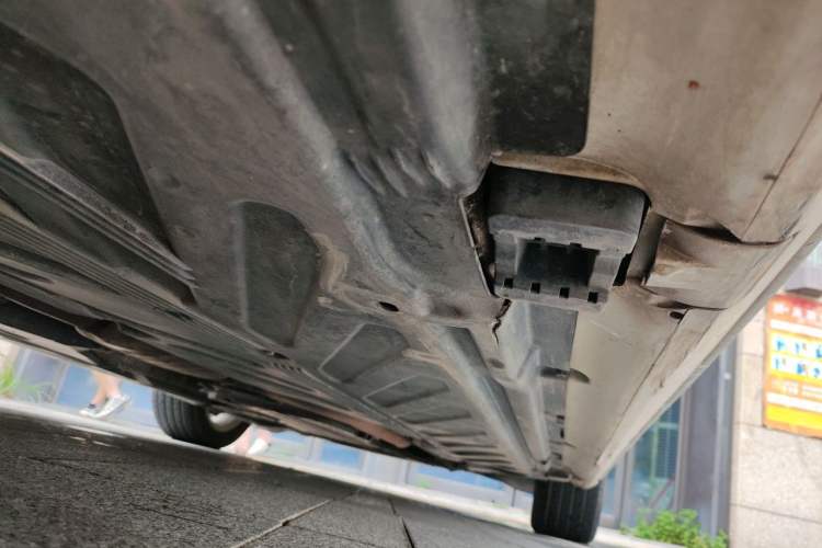 Used Mercedes-Benz C-Class 2019 C 260 Sport Edition Chassis Rear Right