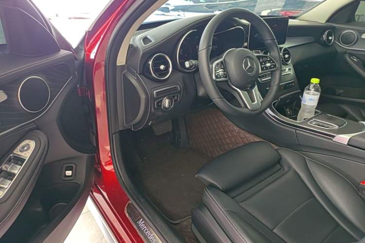 Used Mercedes-Benz C-Class 2019 Restyled C 260 L Sport Edition Driver Seat