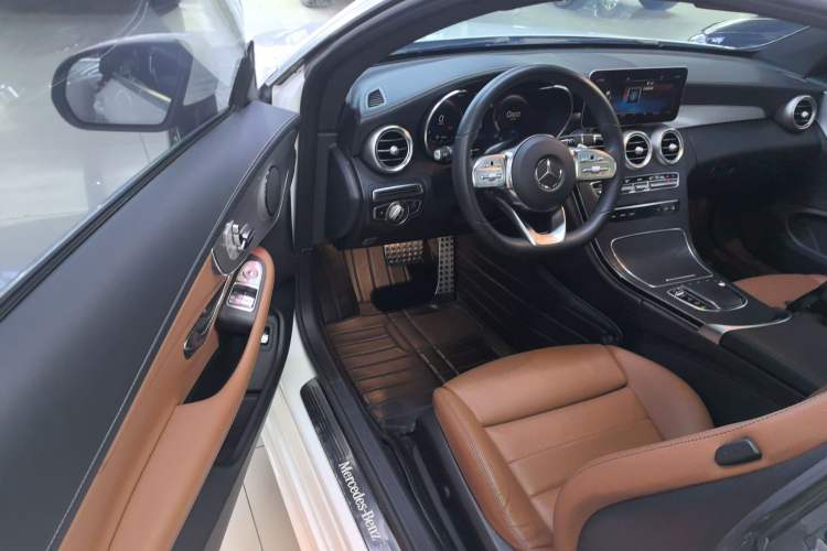 Used Mercedes-Benz C-Class 2019 C 260 Coupe Driver Seat