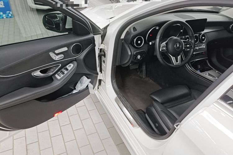 Used Mercedes-Benz C-Class 2019 Restyled C 260 L Sport Edition Driver Seat