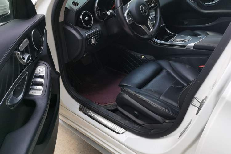 Used Mercedes-Benz C-Class 2019 C 260 L Sport Edition Driver Seat