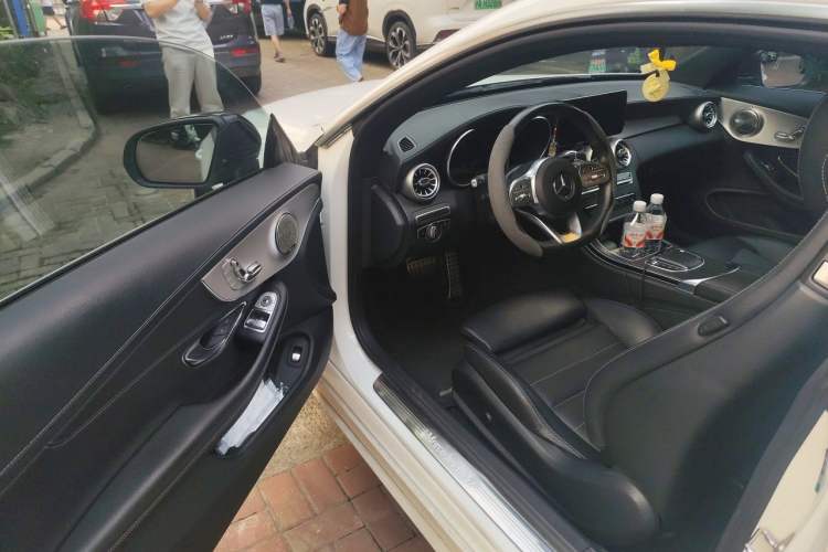 Used Mercedes-Benz C-Class 2019 C 260 Coupe Driver Seat