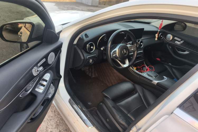 Used Mercedes-Benz C-Class 2019 Restyled C 260 L Sport Edition Driver Seat
