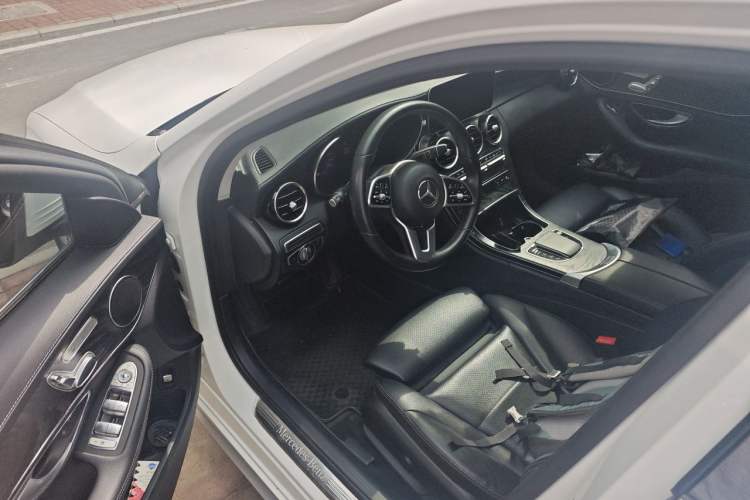 Used Mercedes-Benz C-Class 2019 Restyled C 260 L Sport Edition Driver Seat