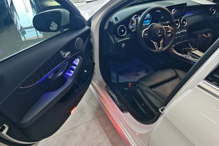 Used Mercedes-Benz C-Class 2019 C 180 L Fashion Edition Sport Version Driver Seat
