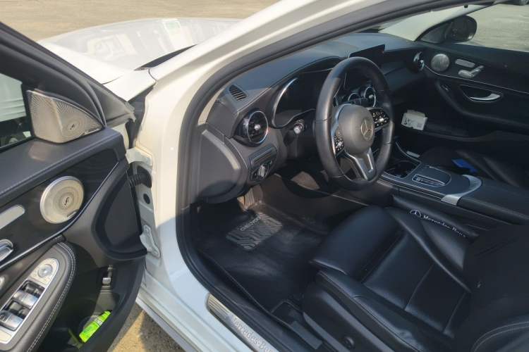 Used Mercedes-Benz C-Class 2019 Restyled C 260 L Sport Edition Driver Seat