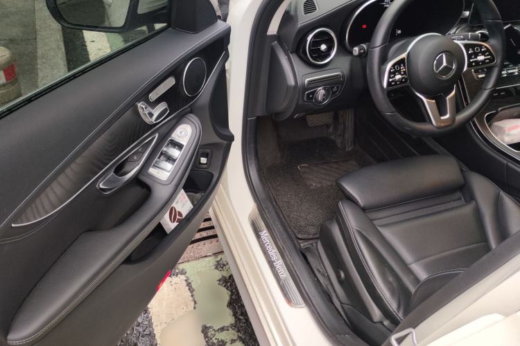 Used Mercedes-Benz C-Class 2019 Restyled C 260 L Sport Edition Driver Seat