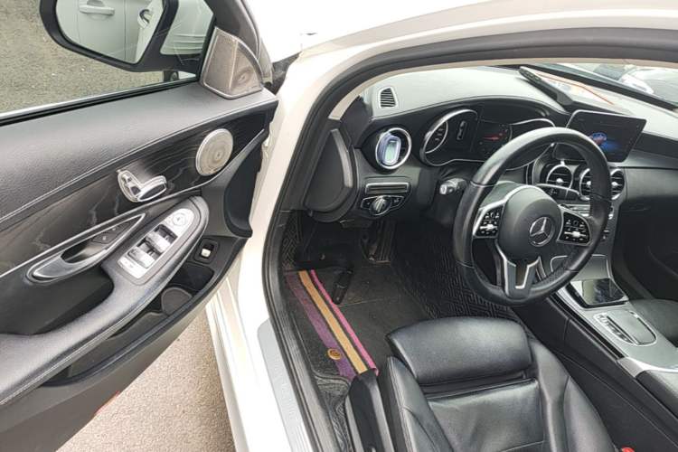 Used Mercedes-Benz C-Class 2019 C 180 L Fashion Edition Sport Version Driver Seat