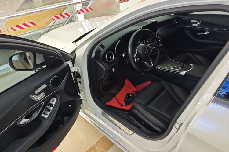 Used Mercedes-Benz C-Class 2019 Facelift C 260 L 4MATIC Sport Edition Driver Seat