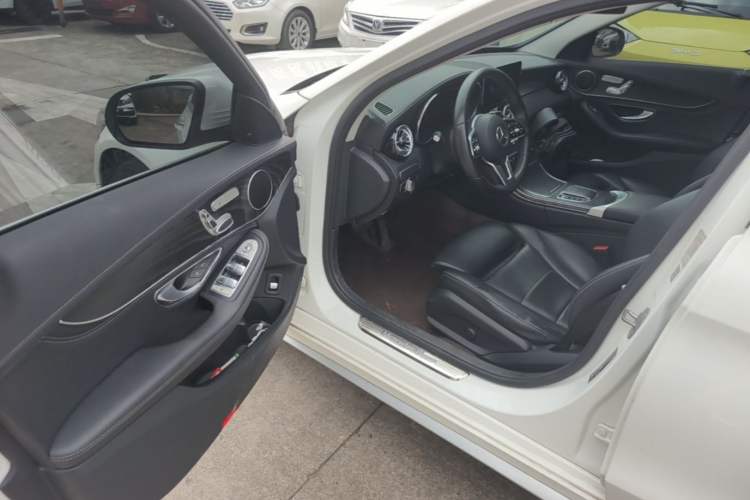 Used Mercedes-Benz C-Class 2019 Restyled C 260 L Sport Edition Driver Seat