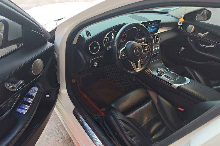 Used Mercedes-Benz C-Class 2019 C 180 L Fashion Edition Sport Version Driver Seat