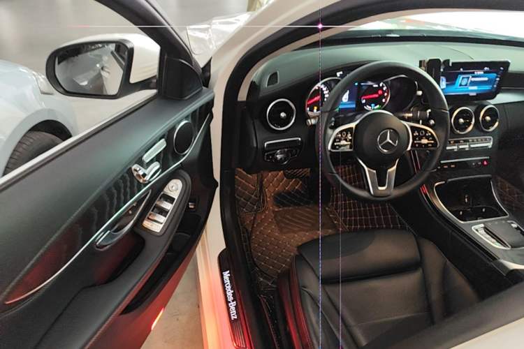 Used Mercedes-Benz C-Class 2019 C 260 L Sport Edition Driver Seat