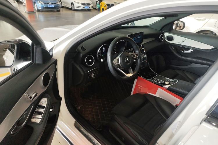 Used Mercedes-Benz C-Class 2019 C 260 Sport Edition Driver Seat