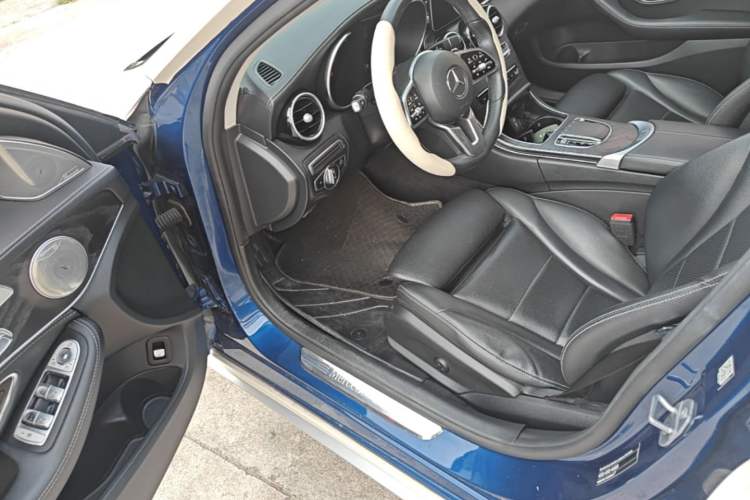 Used Mercedes-Benz C-Class 2019 C 260 L Sport Edition Driver Seat