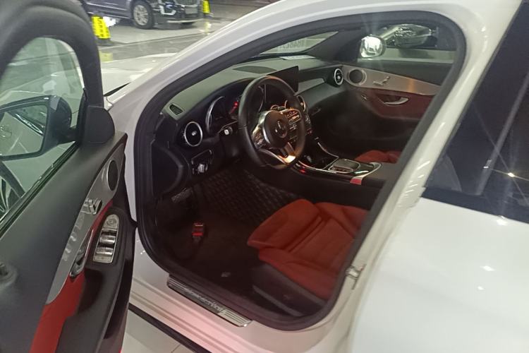 Used Mercedes-Benz C-Class 2019 C 260 Sport Edition Driver Seat
