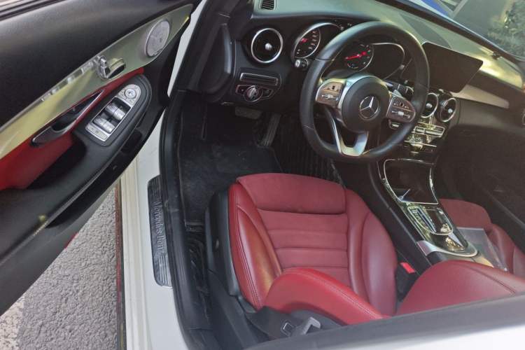 Used Mercedes-Benz C-Class 2019 C 260 Sport Edition Driver Seat