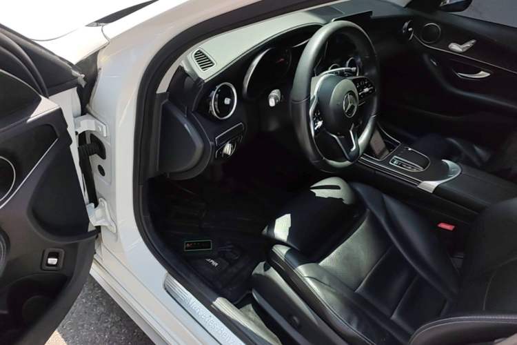 Used Mercedes-Benz C-Class 2019 C 180 L Fashion Edition Sport Version Driver Seat