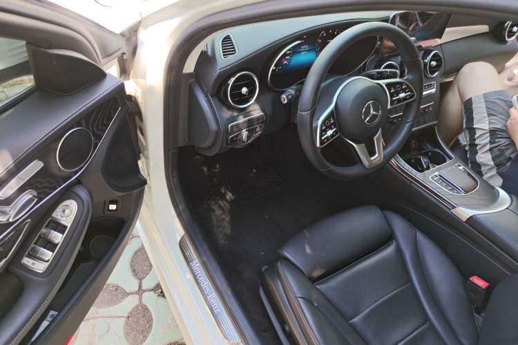 Used Mercedes-Benz C-Class 2019 Restyled C 260 L Sport Edition Driver Seat