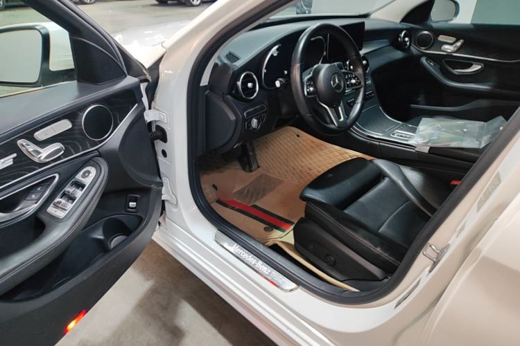 Used Mercedes-Benz C-Class 2019 Restyled C 260 L Sport Edition Driver Seat