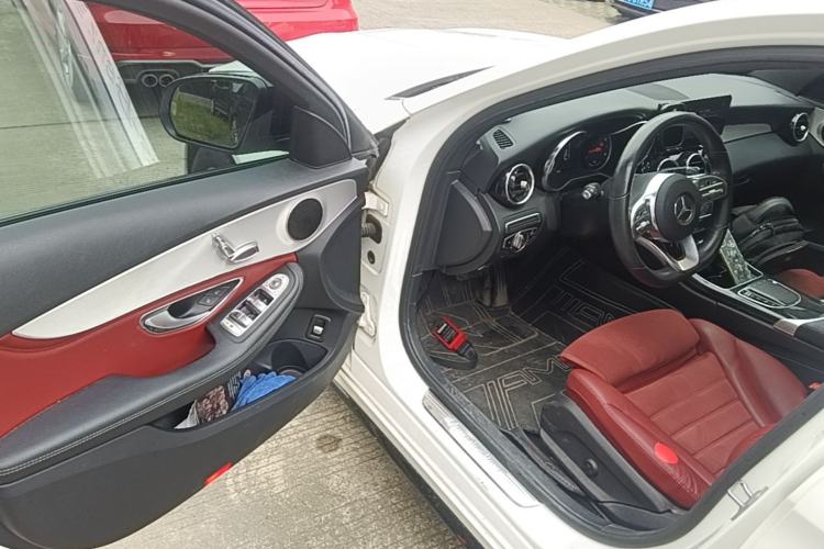 Used Mercedes-Benz C-Class 2019 C 260 Sport Edition Driver Seat