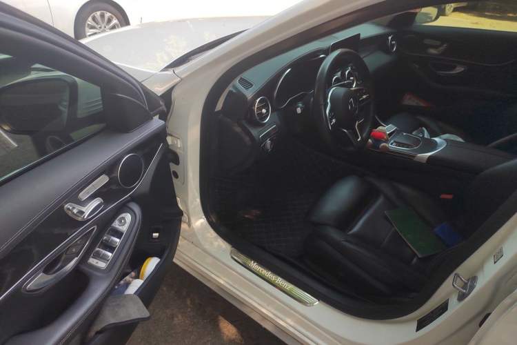 Used Mercedes-Benz C-Class 2019 Restyled C 260 L Sport Edition Driver Seat