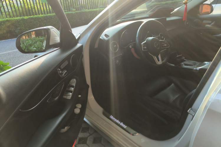 Used Mercedes-Benz C-Class 2019 Restyled C 260 L Sport Edition Driver Seat
